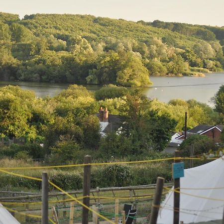 Hotel Walnut Tree Glamping Sturry Exteriér fotografie