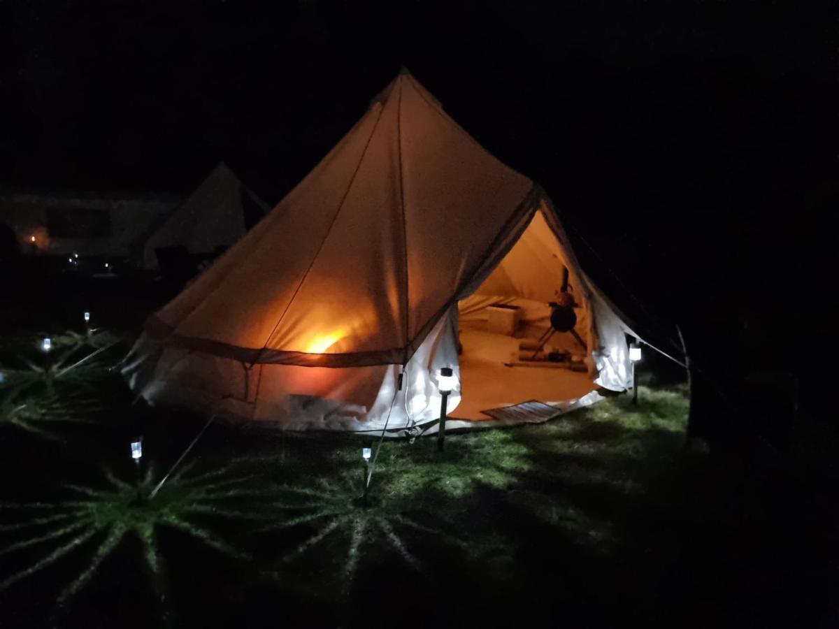 Hotel Walnut Tree Glamping Sturry Exteriér fotografie