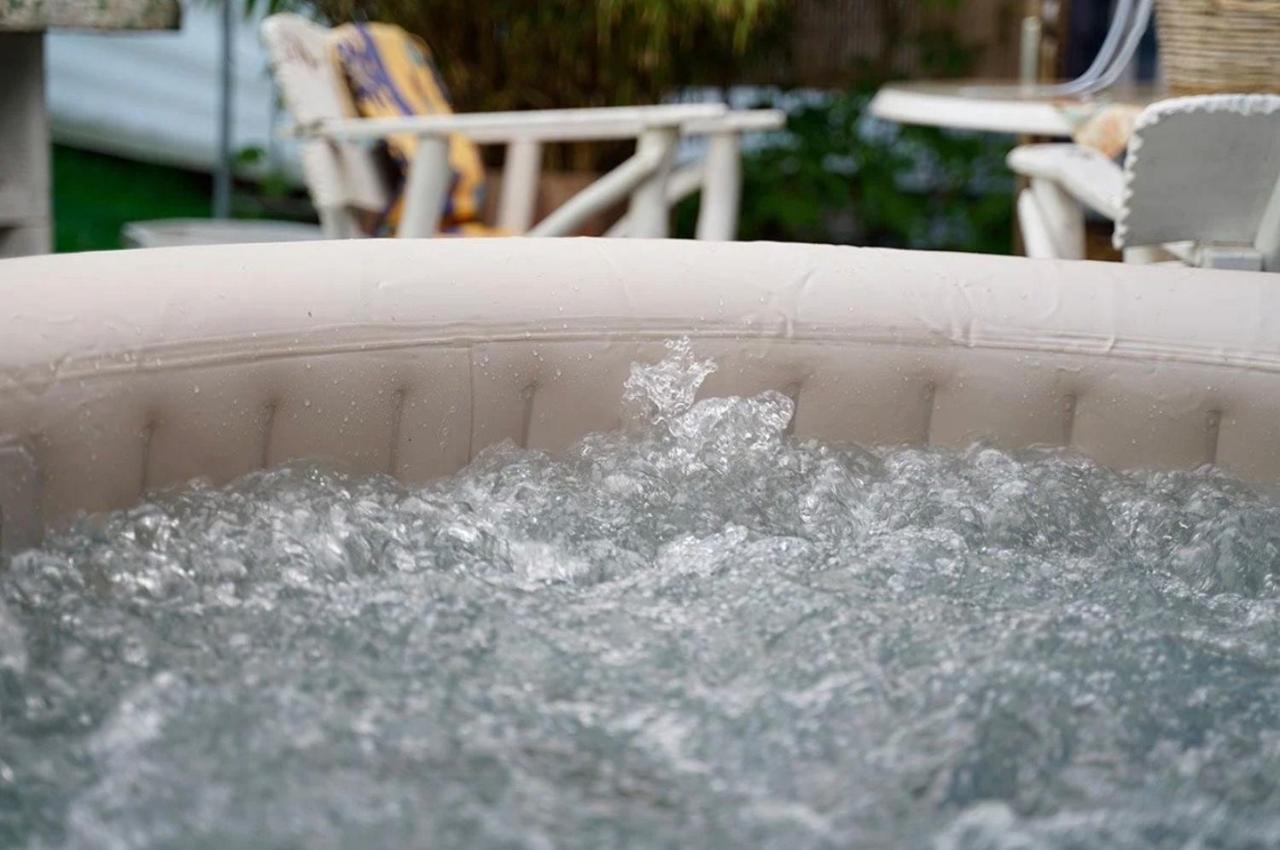 Hotel Walnut Tree Glamping Sturry Exteriér fotografie